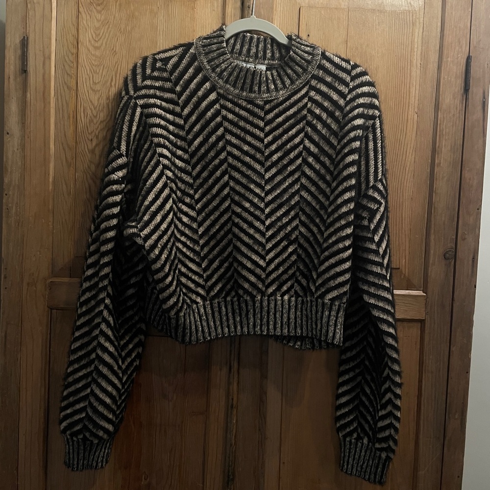 C/MEO cropped herringbone sweater